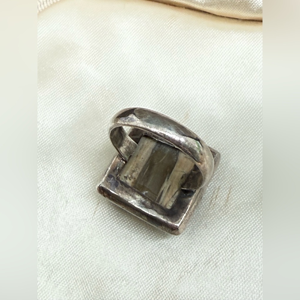 Vintage Stone Silver Statement Ring - image 7